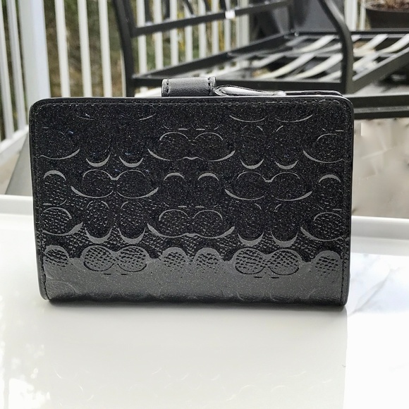 Super Cute Coach Wallet 3.5 x 5 NWT - Picture 2 of 8